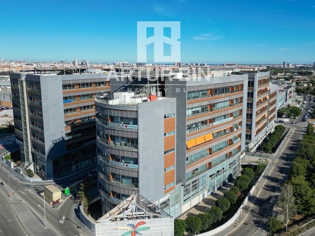Gewerbe zu verkaufen in Patraix, València Stadt - 135.000 € (Ref: 9338054)