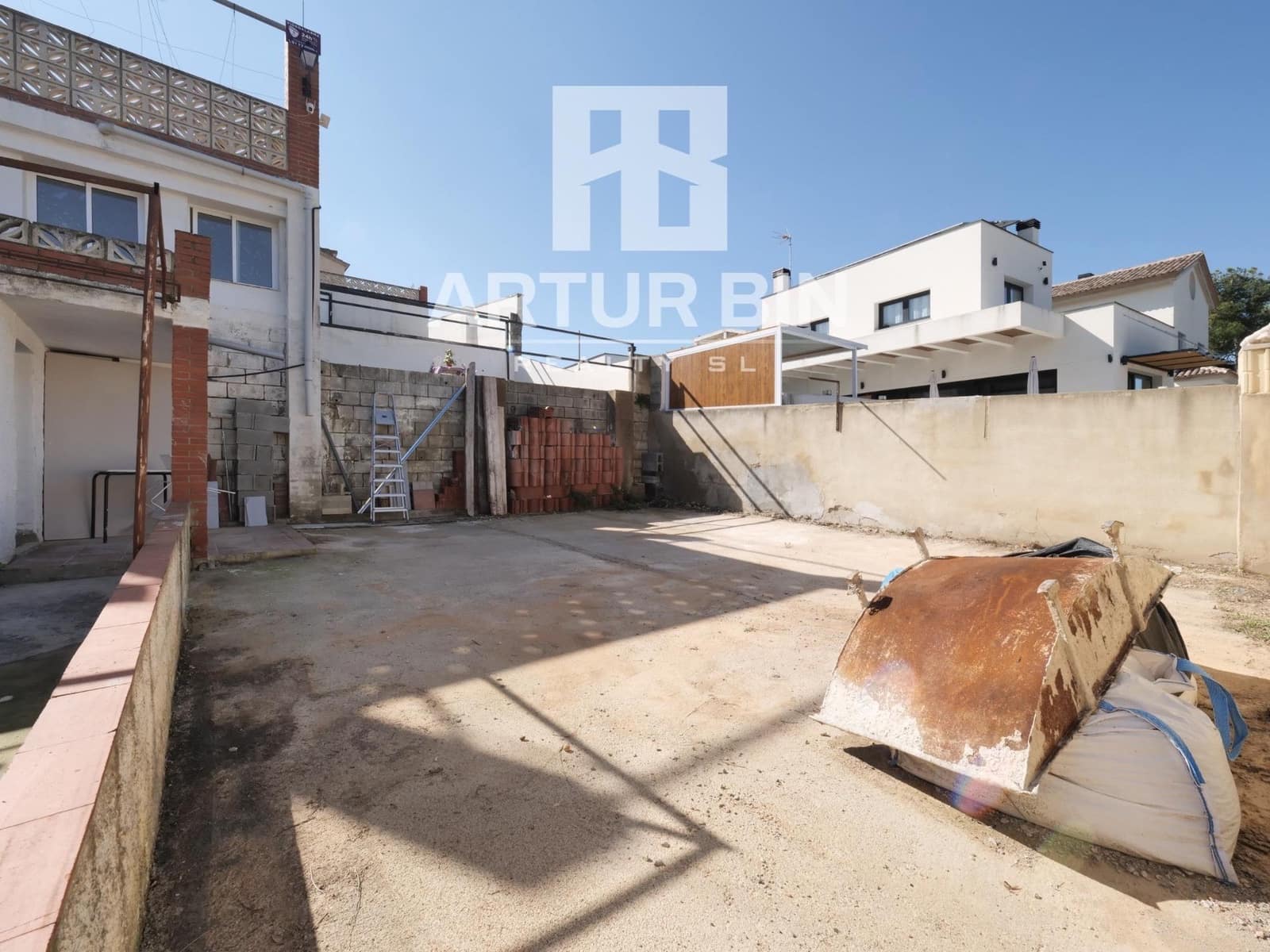 3 soveværelse Rækkehus til salg i Riba-roja de Turia med swimmingpool - € 500.000 (Ref: 9344791)