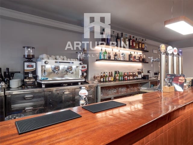 Business for sale in Patraix, Valencia city - € 50,000 (Ref: 9347371)