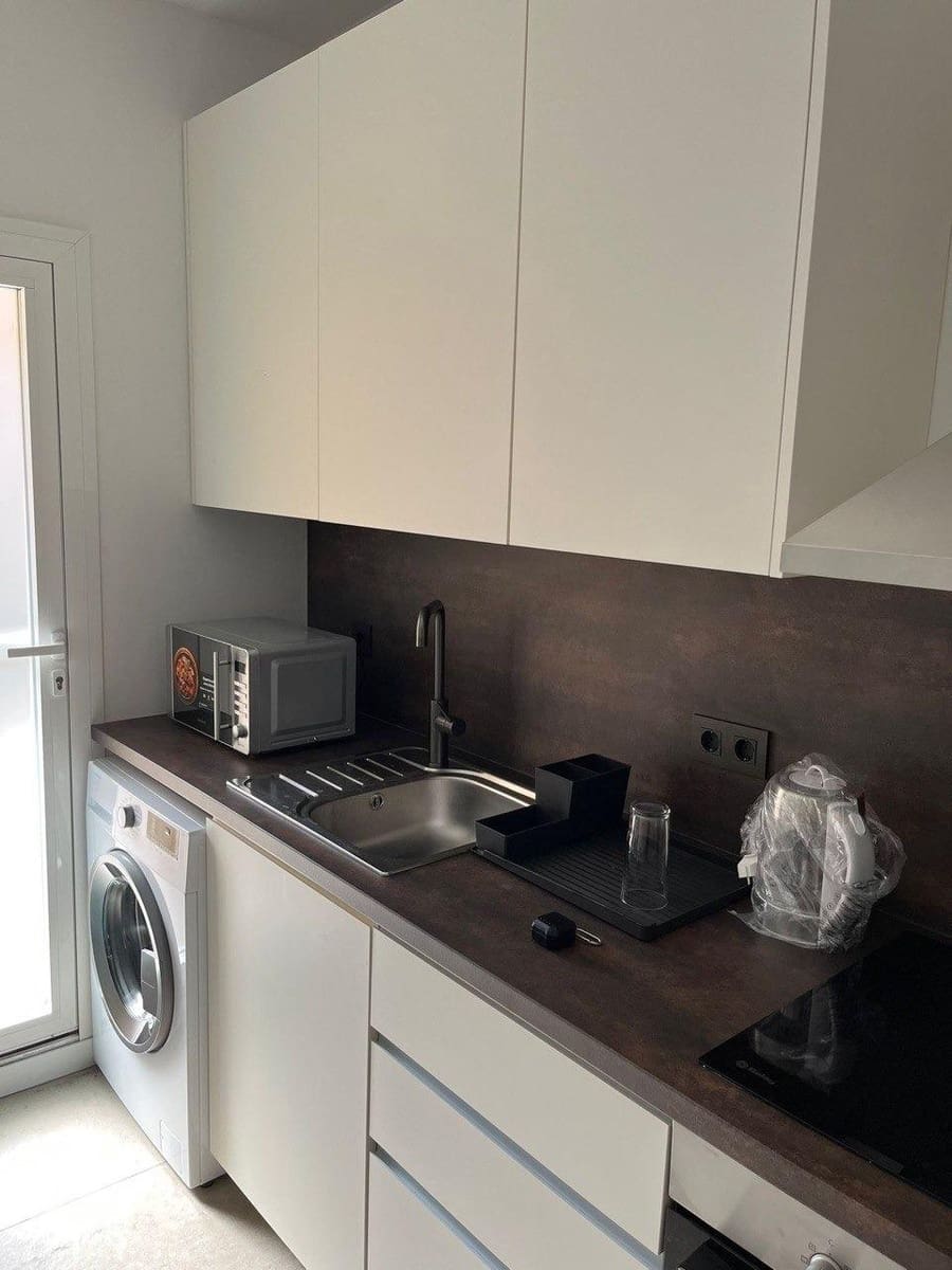 3 slaapkamer Appartement te huur in Valencia stad - € 2.000 (Ref: 9353633)