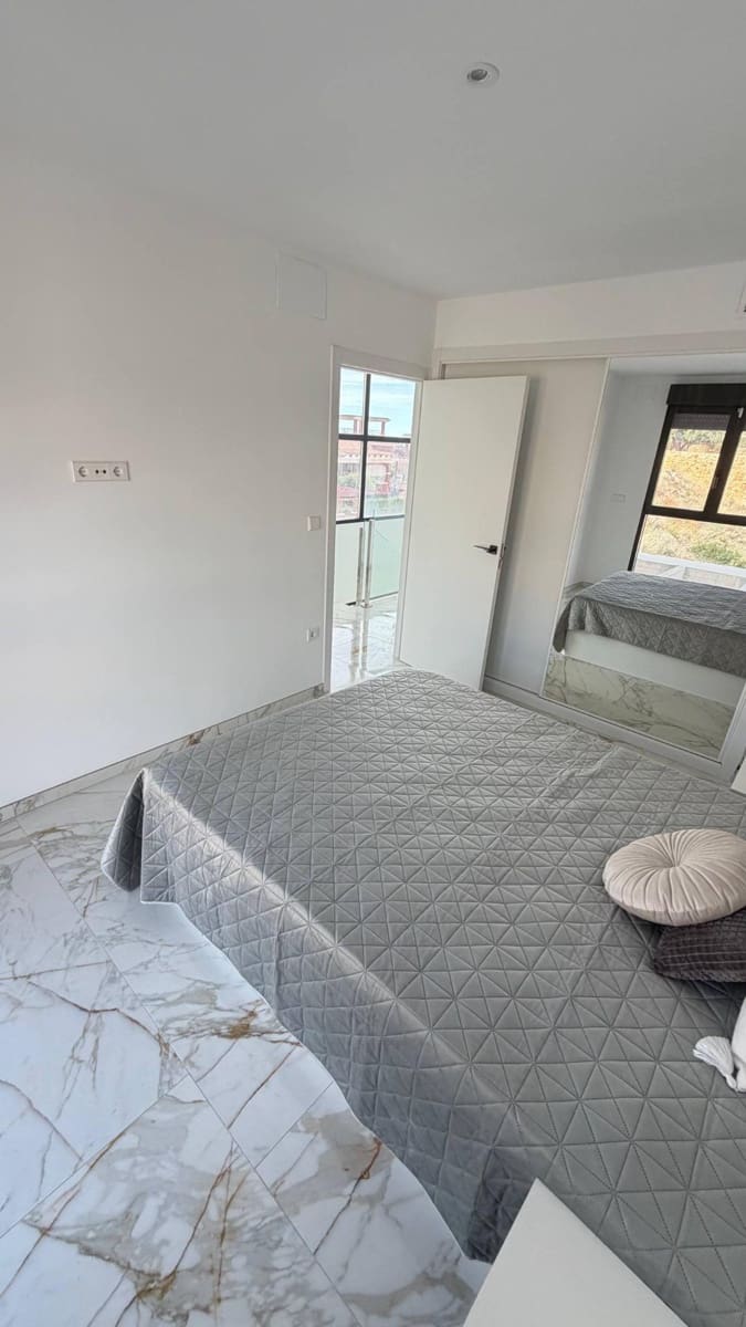 5 Zimmer Villa zu verkaufen in Finestrat mit Pool - 760.000 € (Ref: 9353636)