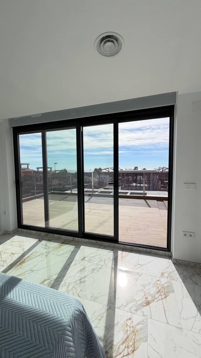 5 Zimmer Villa zu verkaufen in Finestrat mit Pool - 760.000 € (Ref: 9353636)