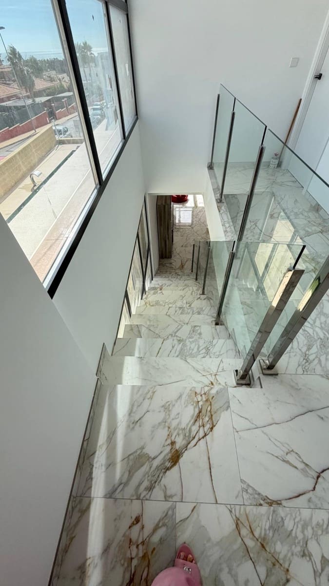 5 Zimmer Villa zu verkaufen in Finestrat mit Pool - 760.000 € (Ref: 9353636)