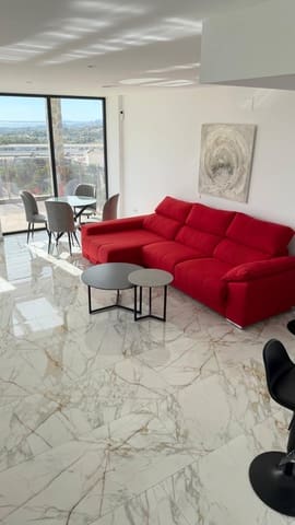 5 Zimmer Villa zu verkaufen in Finestrat mit Pool - 760.000 € (Ref: 9353636)