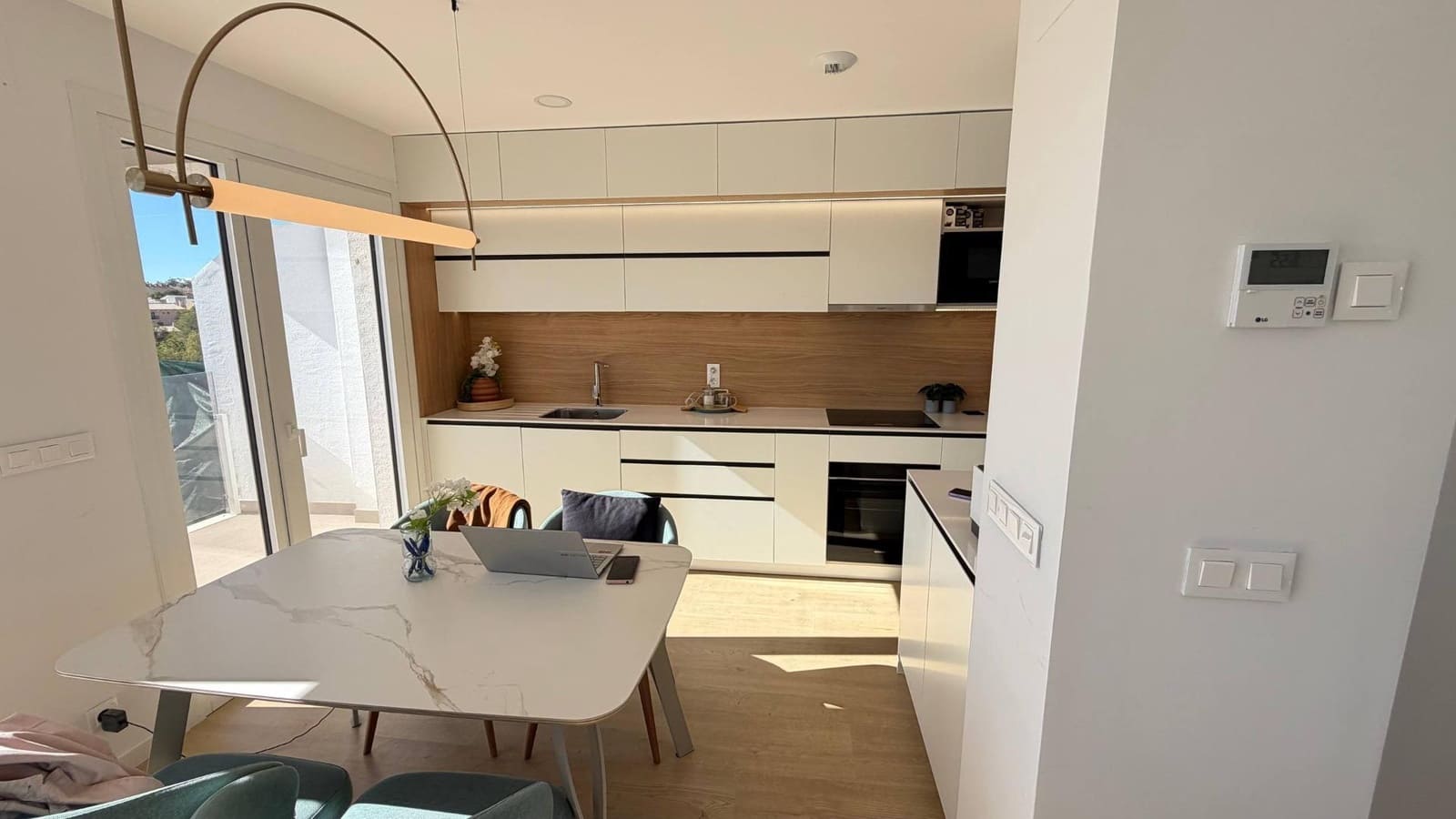 4 bedroom Apartment for sale in La Nucia with pool - € 449,000 (Ref: 9379042)