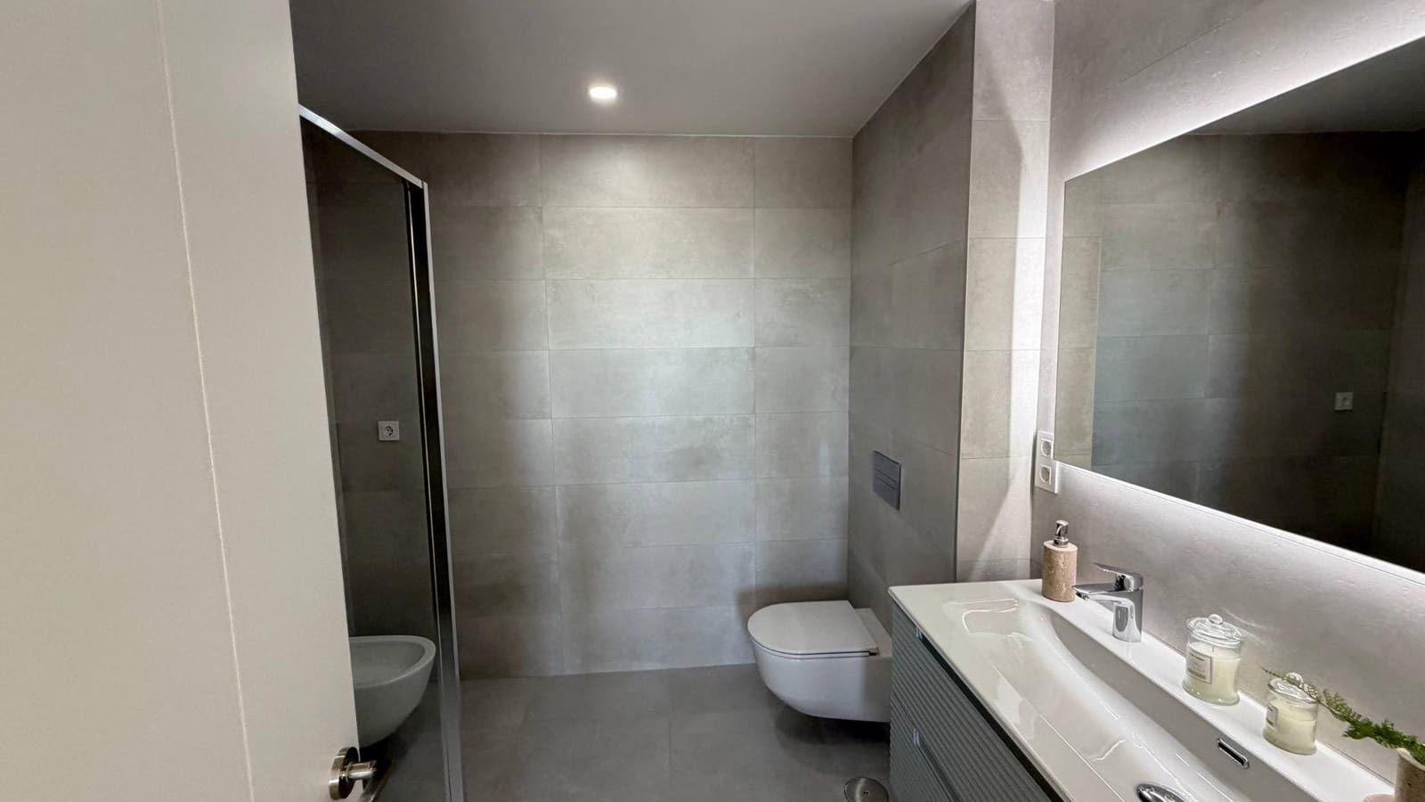 4 bedroom Apartment for sale in La Nucia with pool - € 449,000 (Ref: 9379042)