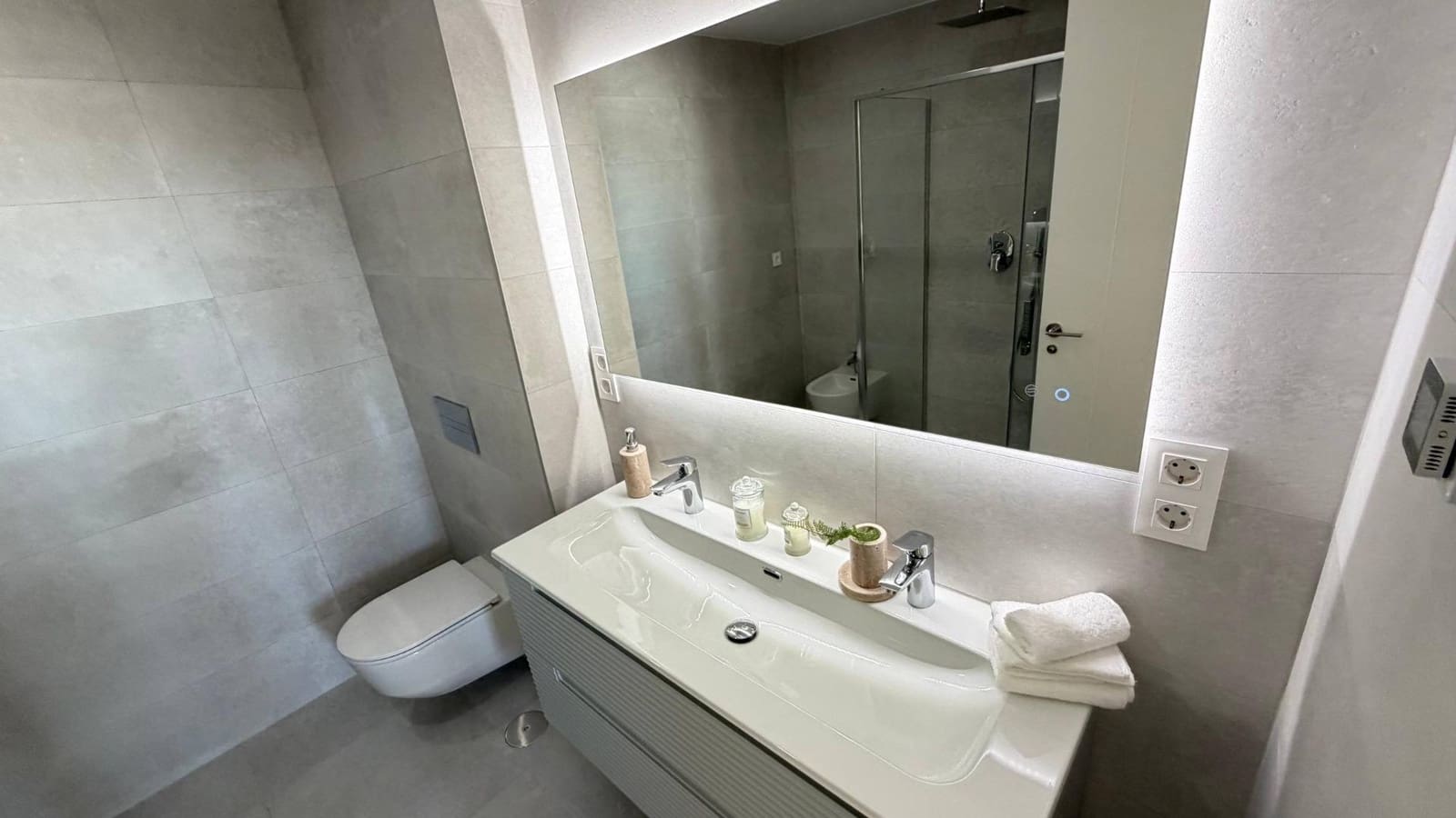 4 bedroom Apartment for sale in La Nucia with pool - € 449,000 (Ref: 9379042)