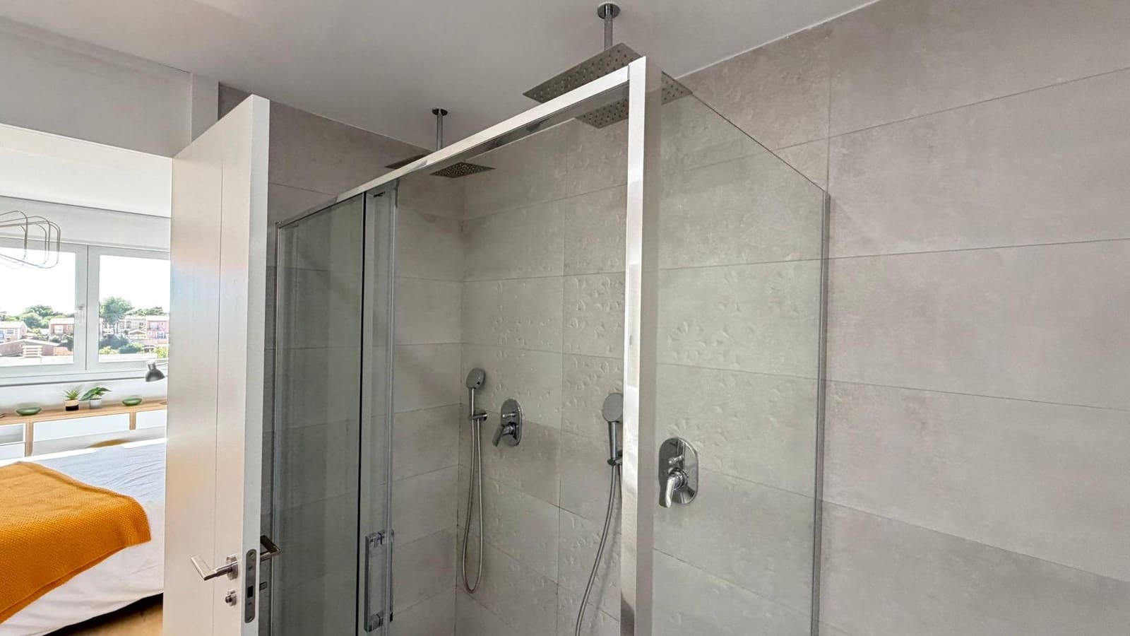 4 bedroom Apartment for sale in La Nucia with pool - € 449,000 (Ref: 9379042)