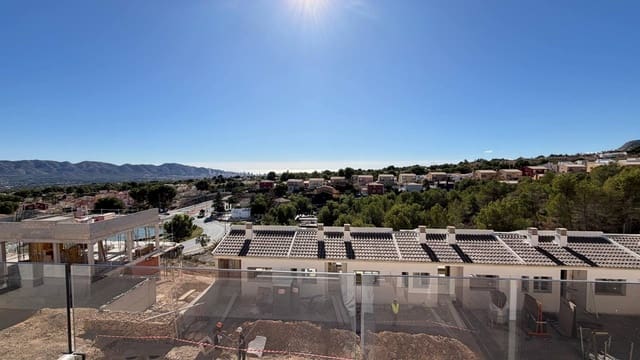 4 soveværelse Lejlighed til salg i La Nucia med swimmingpool - € 449.000 (Ref: 9379042)