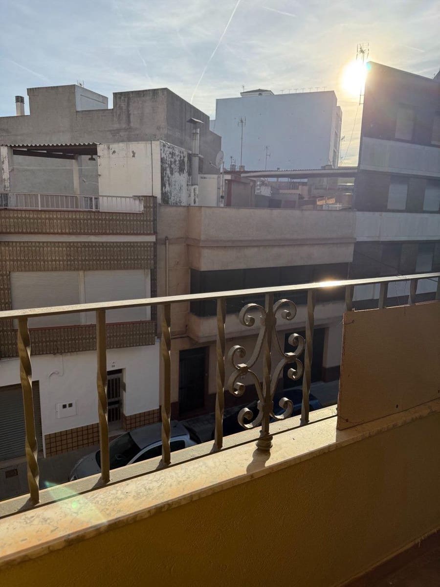 3 bedroom Apartment for sale in La Vilavella - € 53,000 (Ref: 9382866)