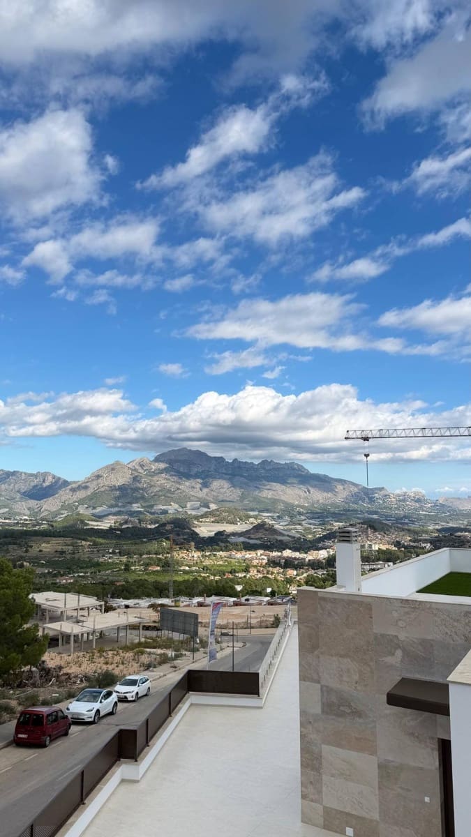 3 makuuhuone Huvila myytävänä paikassa Polop mukana uima-altaan - 598 000 € (Ref: 9398517)