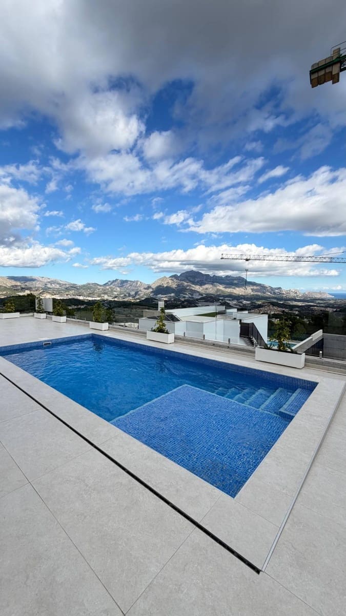 3 makuuhuone Huvila myytävänä paikassa Polop mukana uima-altaan - 598 000 € (Ref: 9398517)