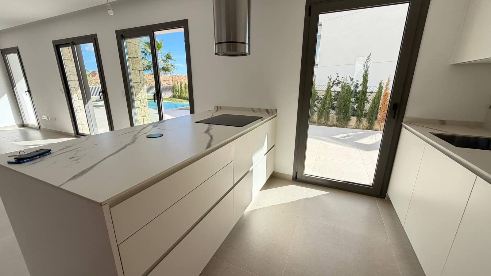 4 bedroom Villa for sale in Finestrat with pool - € 807,000 (Ref: 9398518)