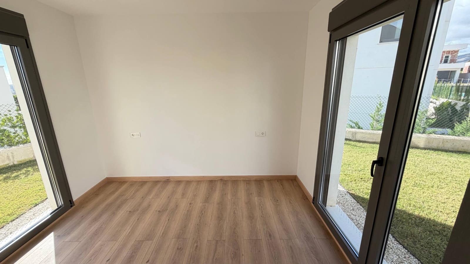 4 bedroom Villa for sale in Finestrat with pool - € 807,000 (Ref: 9398518)