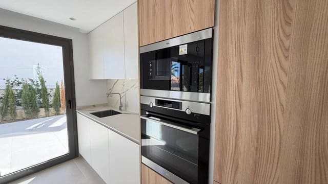 4 quarto Moradia para venda em Finestrat com piscina - 807 000 € (Ref: 9398518)