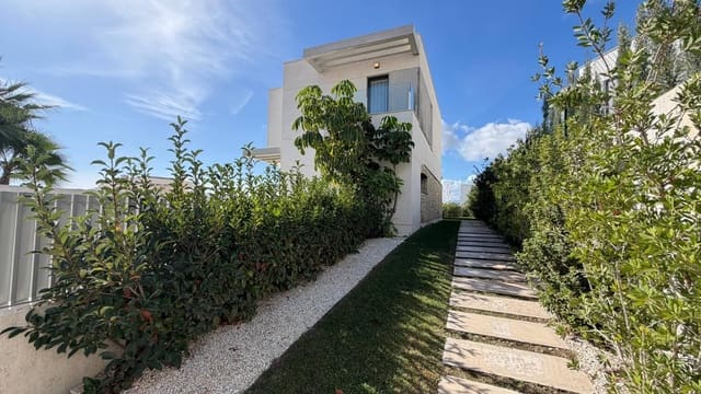 4 quarto Moradia para venda em Finestrat com piscina - 807 000 € (Ref: 9398518)