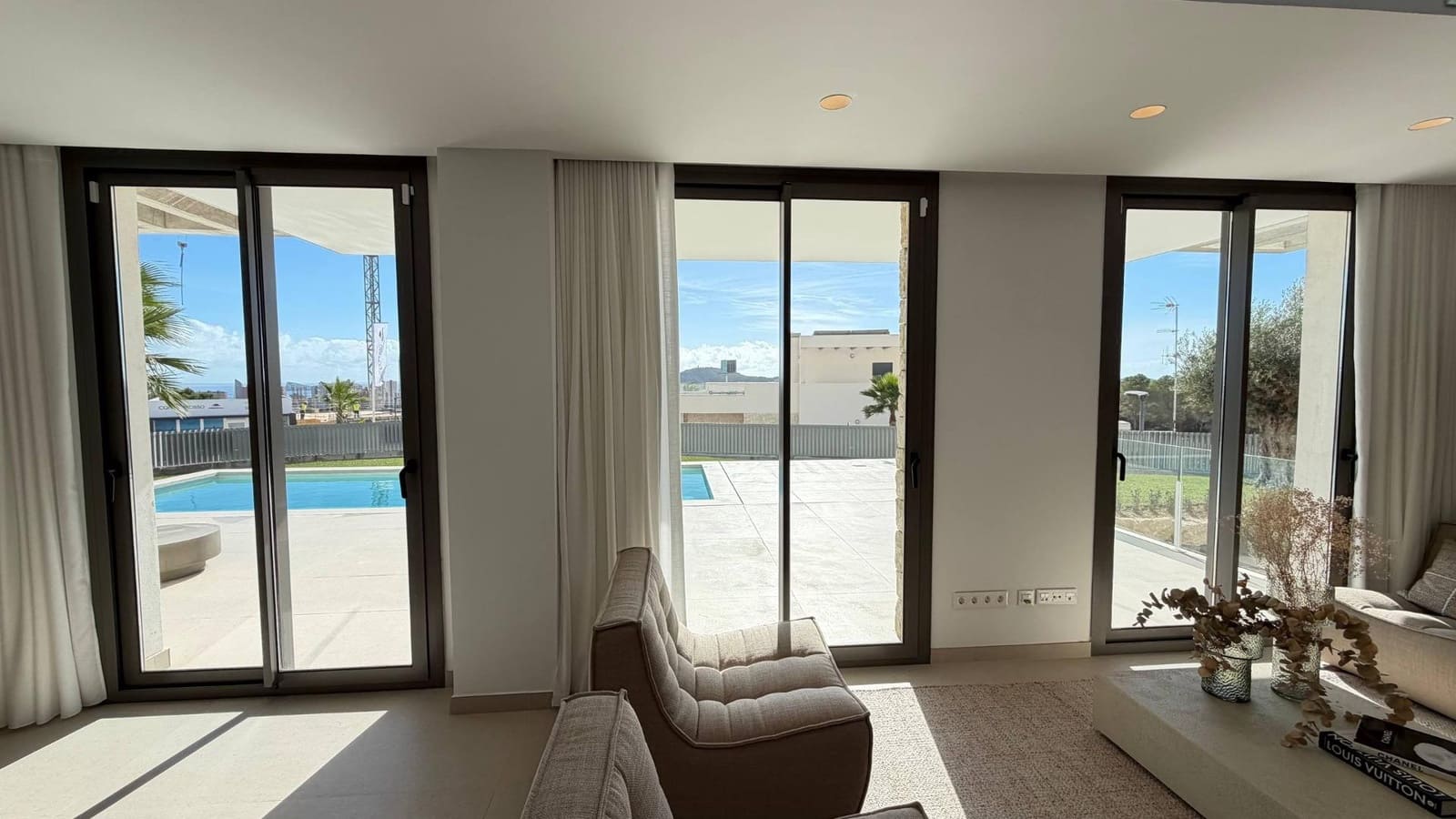 4 bedroom Townhouse for sale in Finestrat with pool - € 498,000 (Ref: 9398519)