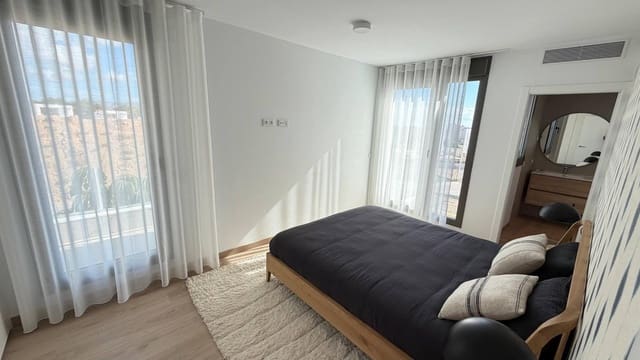 4 bedroom Townhouse for sale in Finestrat with pool - € 498,000 (Ref: 9398519)