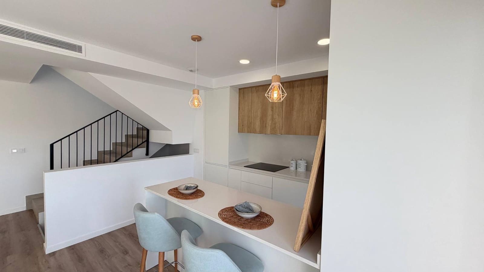 Casa de 4 habitaciones en Finestrat en venta - 555.000 € (Ref: 9403652)