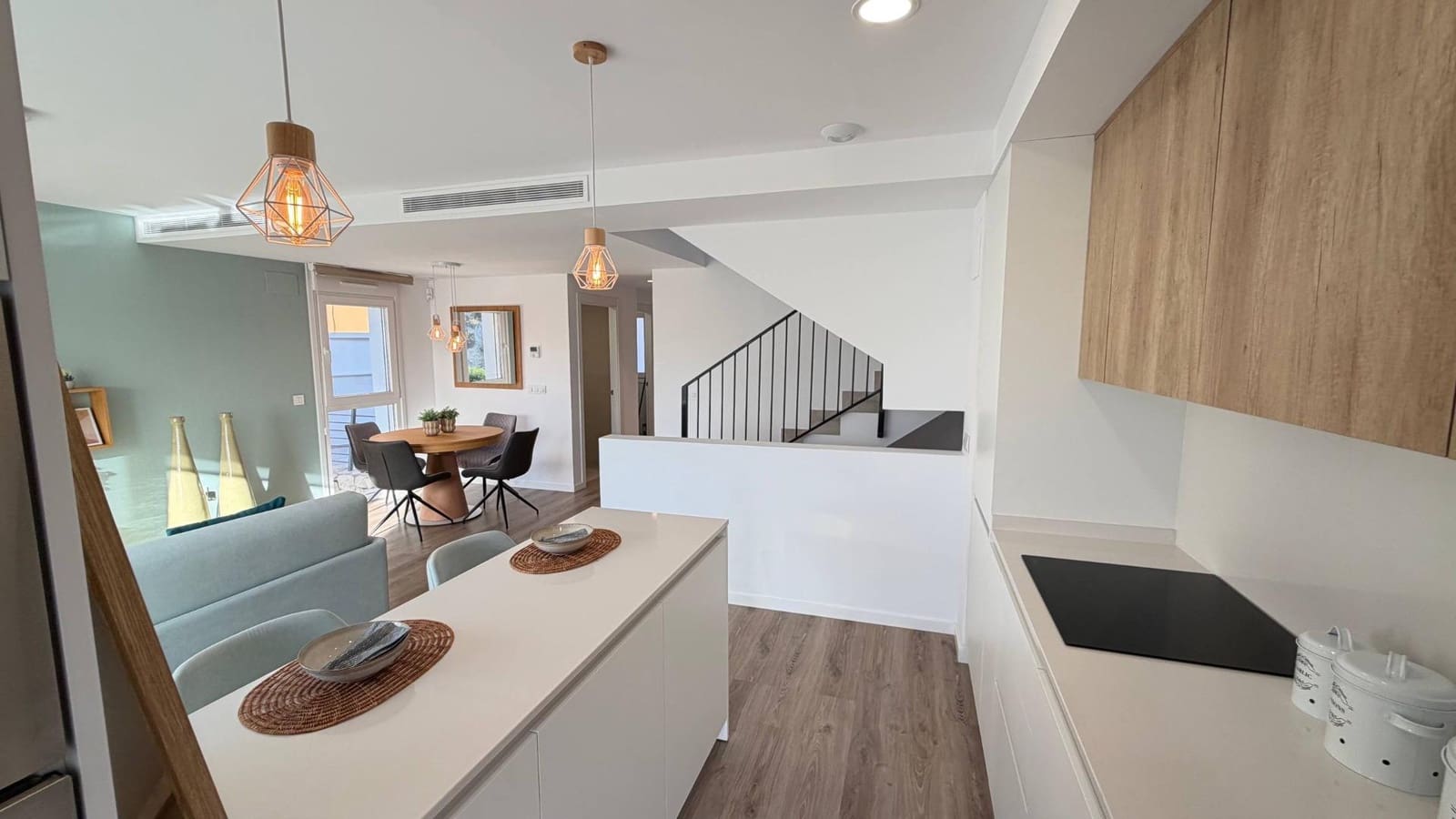 Casa de 4 habitaciones en Finestrat en venta - 555.000 € (Ref: 9403652)