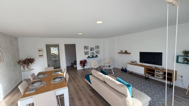 Casa de 4 habitaciones en Finestrat en venta - 555.000 € (Ref: 9403652)