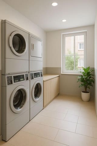 Commercial for sale in Algiros, Valencia city - € 700,000 (Ref: 9410995)