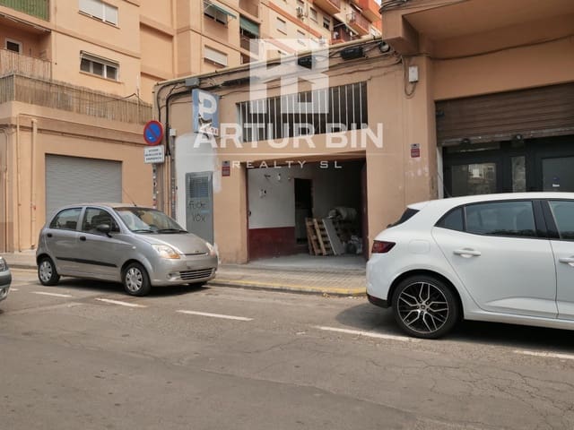 Garage for sale in Trinitat, Valencia city - € 700,000 (Ref: 9410996)