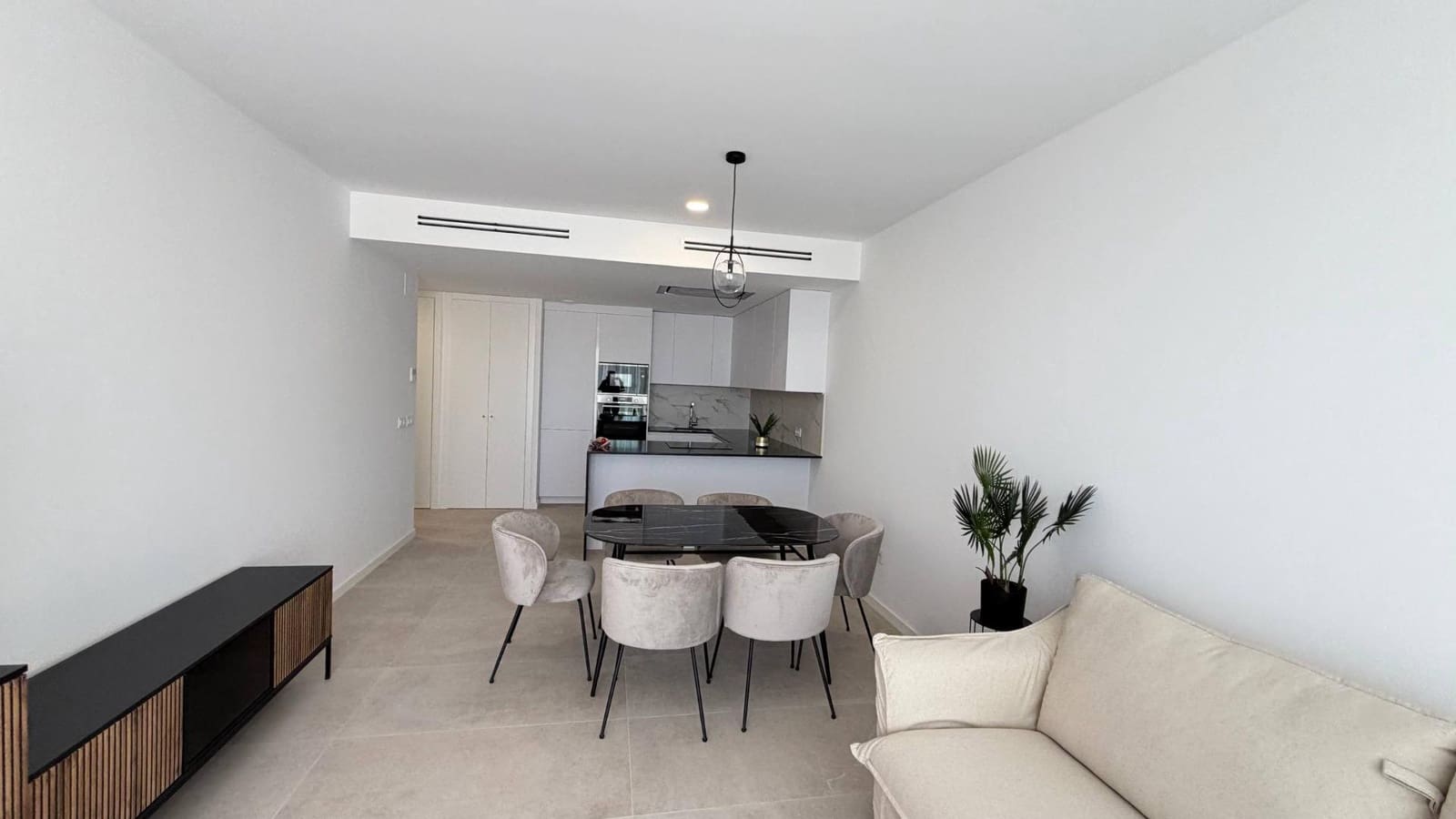 2 bedroom Apartment for rent in Finestrat with pool - € 2,000 (Ref: 9415964)