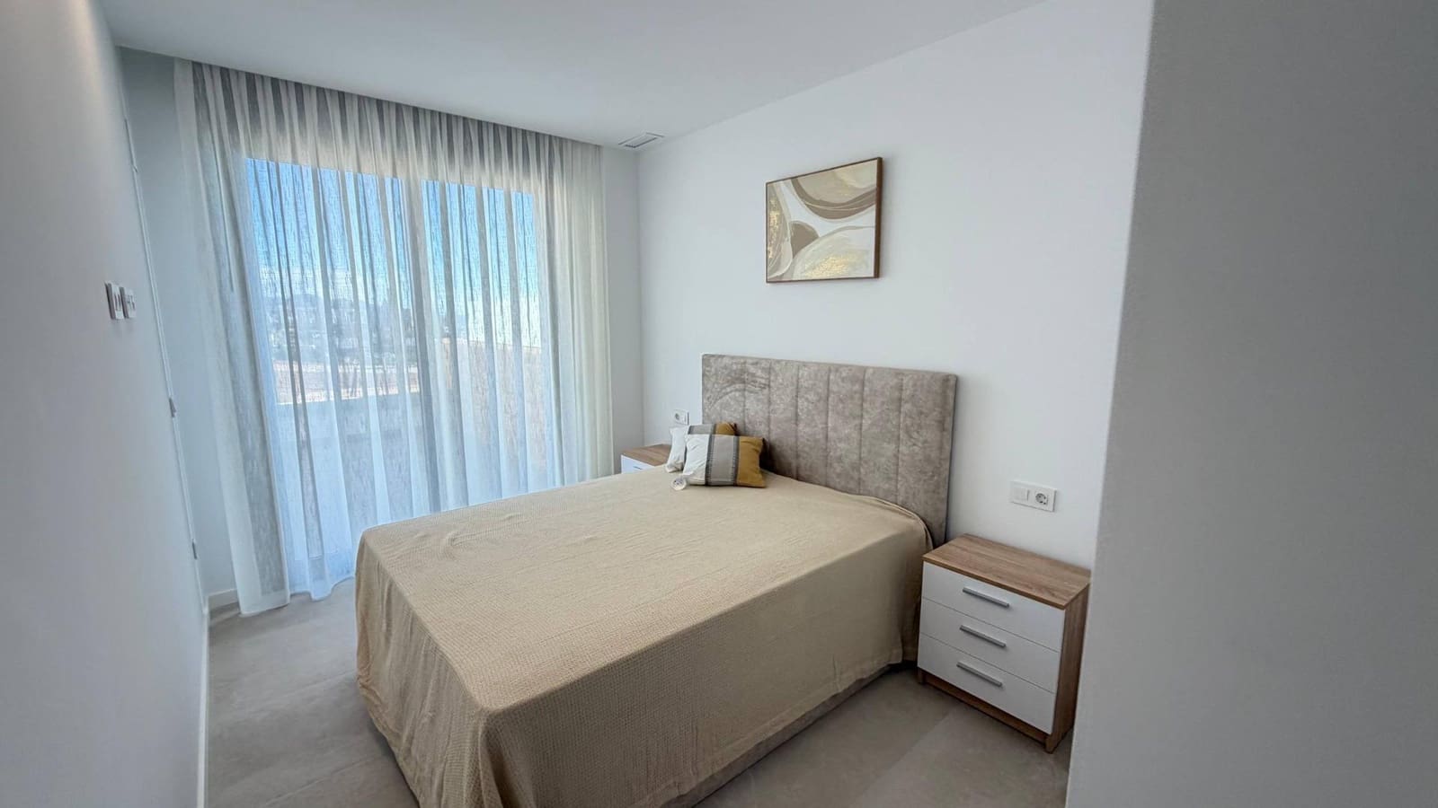 2 bedroom Apartment for rent in Finestrat with pool - € 2,000 (Ref: 9415964)