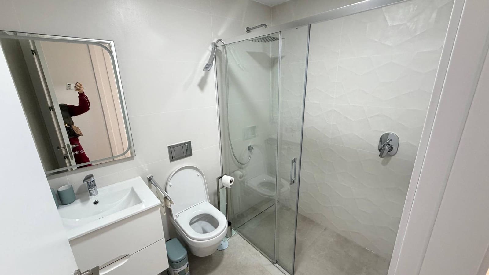 2 bedroom Apartment for rent in Finestrat with pool - € 2,000 (Ref: 9415965)