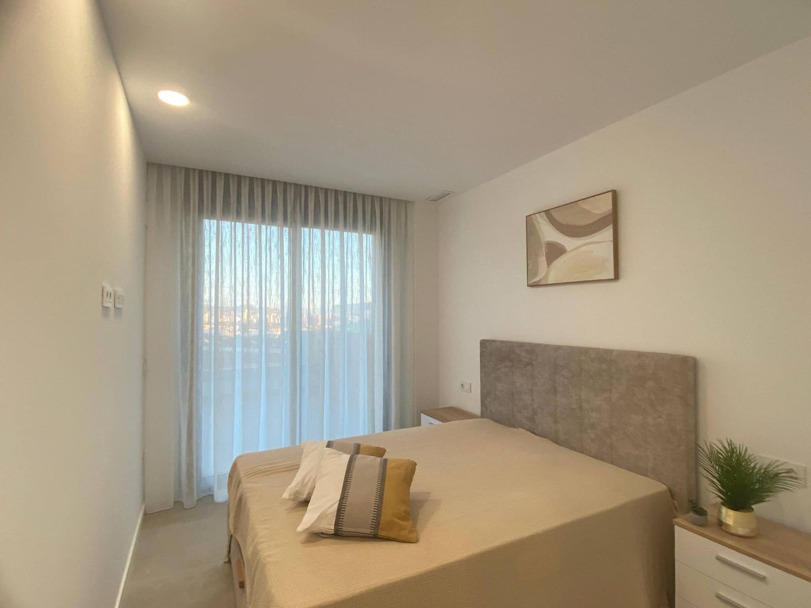 2 bedroom Apartment for rent in Finestrat with pool - € 2,000 (Ref: 9415966)