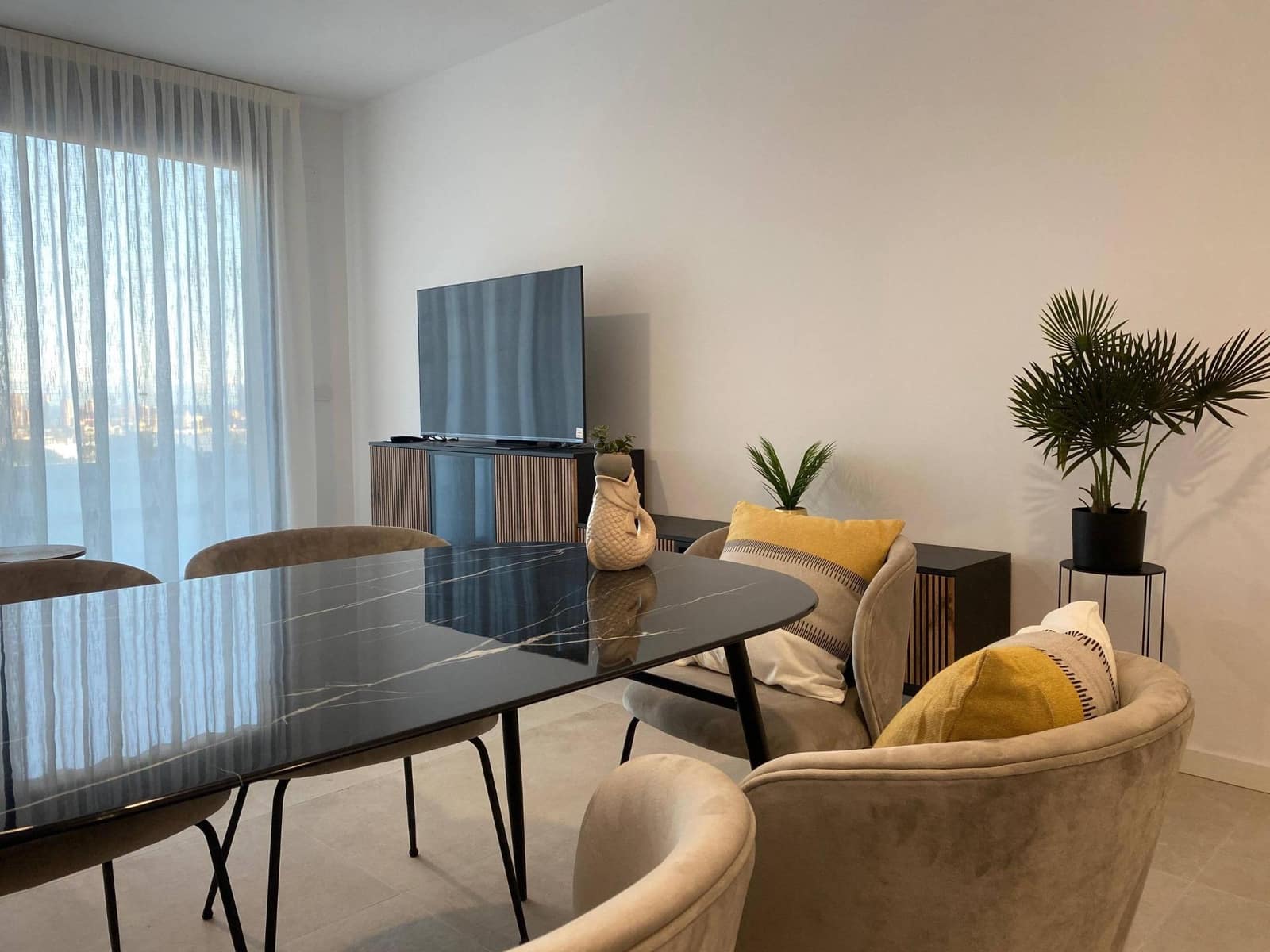 2 bedroom Apartment for rent in Finestrat with pool - € 2,000 (Ref: 9415966)