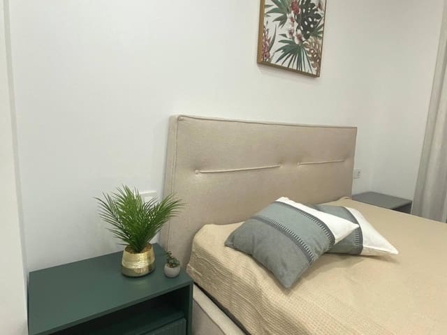 2 quarto Apartamento para arrendar em Finestrat com piscina - 2 000 € (Ref: 9415966)