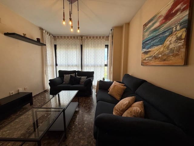 3 bedroom Apartment for rent in Nou Moles, Valencia city - € 1,500 (Ref: 9431290)