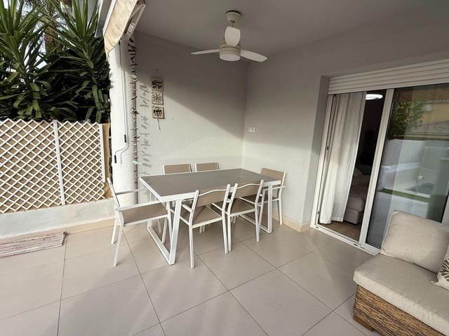 3 bedroom Townhouse for rent in La Pobla de Vallbona with pool - € 2,000 (Ref: 9446356)