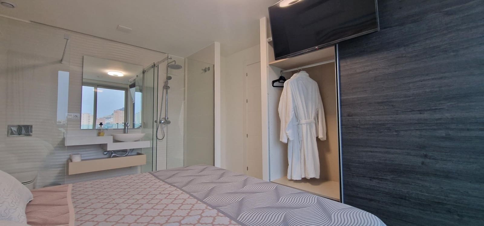 2 soverom Leilighet til salgs i Cala de Finestrat med svømmebasseng - € 280 000 (Ref: 9450961)