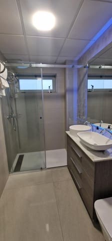 2 soveværelse Lejlighed til salg i Cala de Finestrat, Finestrat med swimmingpool - € 275.000 (Ref: 9450962)