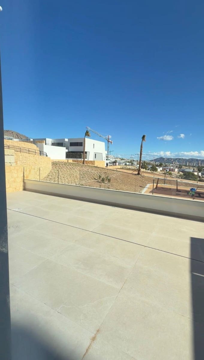 2 bedroom Apartment for rent in Finestrat with pool - € 2,320 (Ref: 9481203)