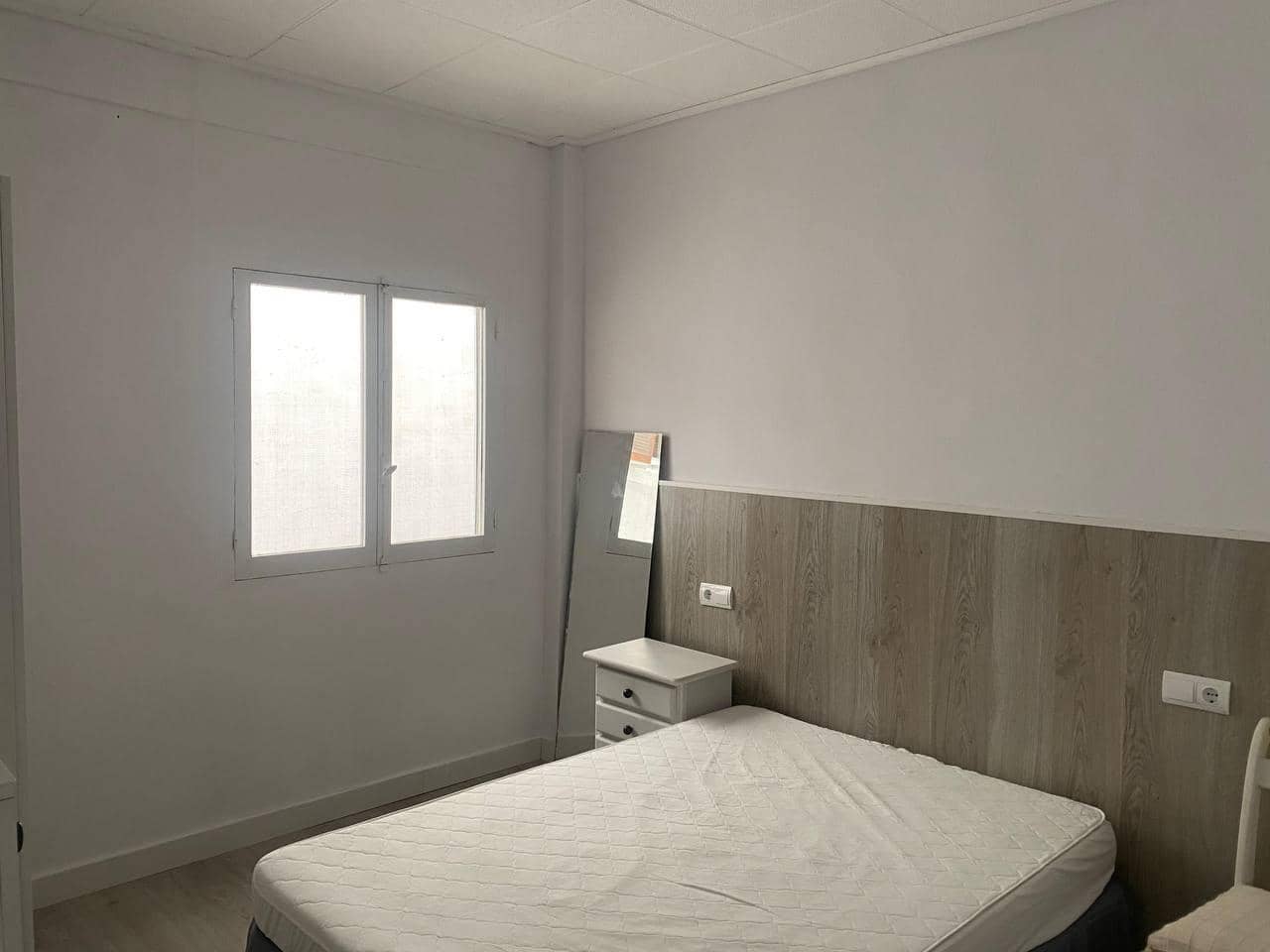 Apartamento de 3 habitaciones en Alicante / Alacant ciudad en alquiler - 1.150 € (Ref: 9483530)