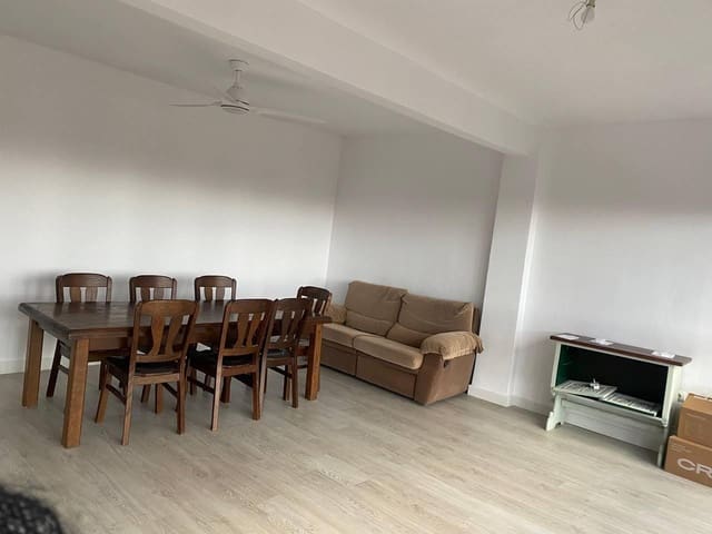 Apartamento de 3 habitaciones en Carolinas Bajas, Alicante / Alacant ciudad en alquiler - 1.150 € (Ref: 9483530)