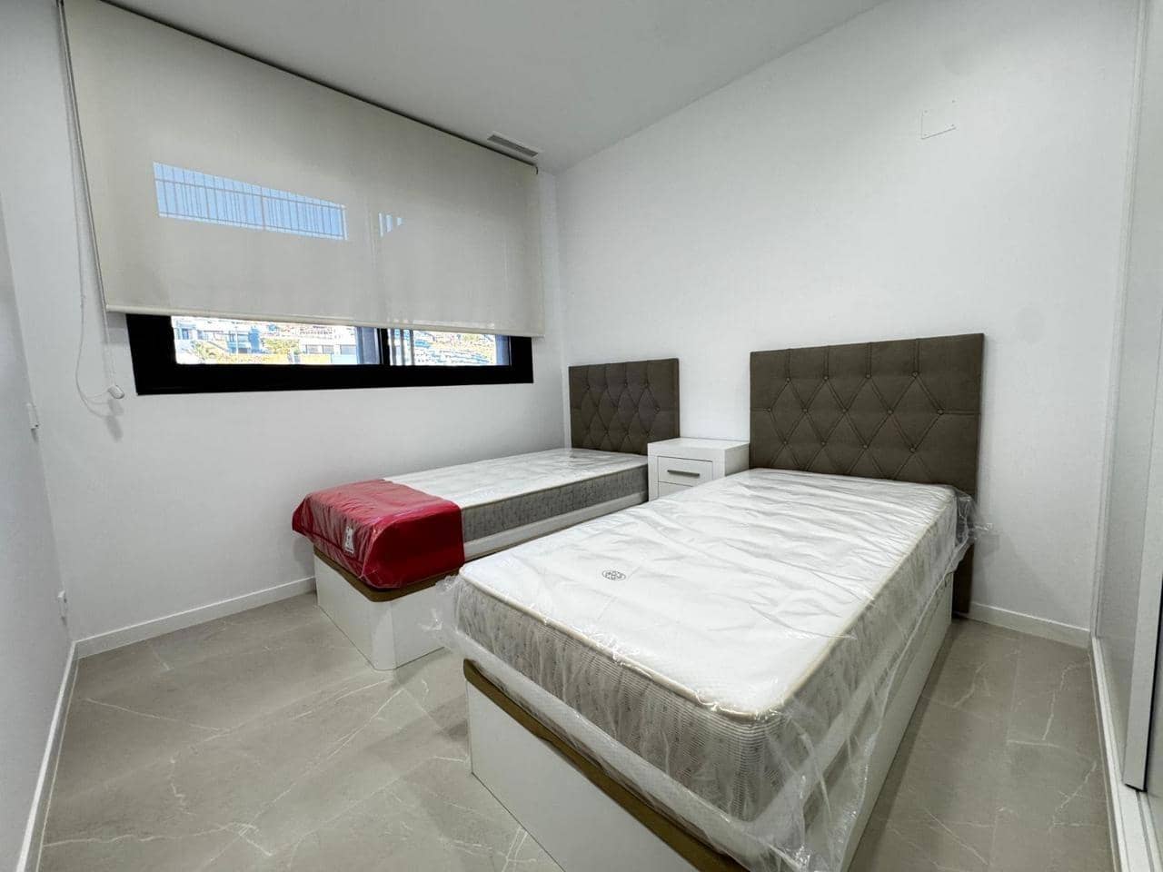 3 bedroom Apartment for rent in Finestrat with pool - € 2,700 (Ref: 9488355)