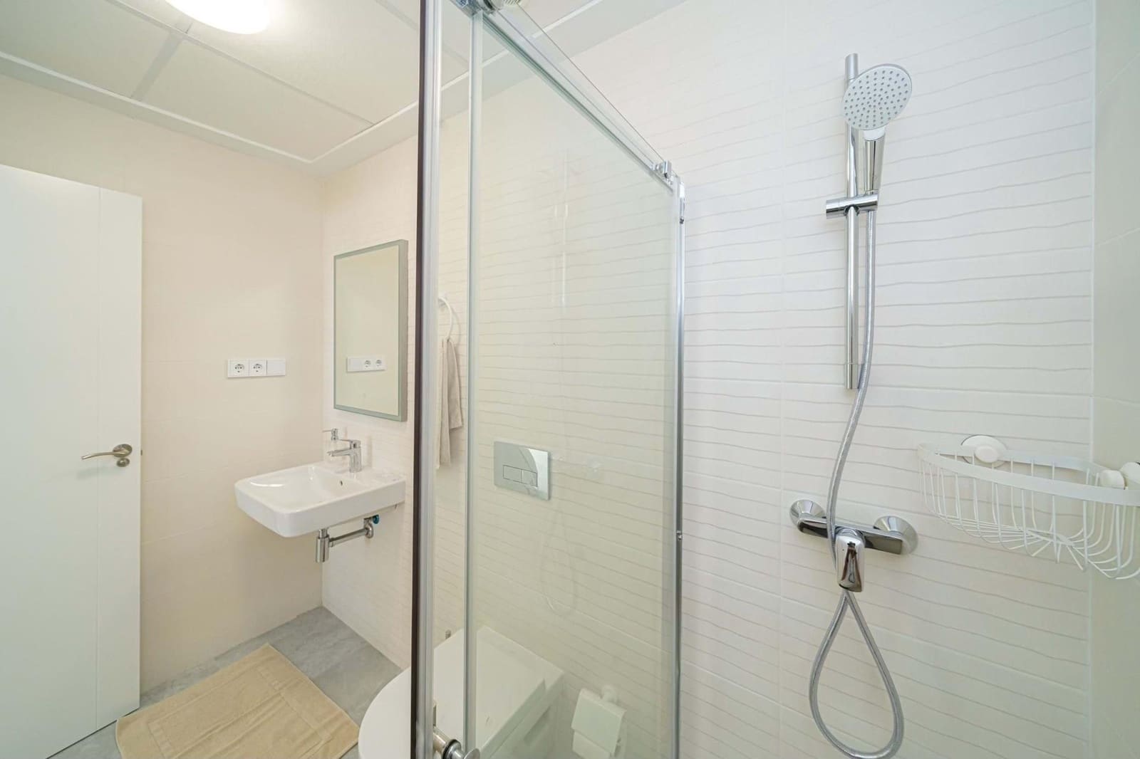 2 soveværelse Lejlighed til leje i Finestrat med swimmingpool - € 1.800 (Ref: 9491461)