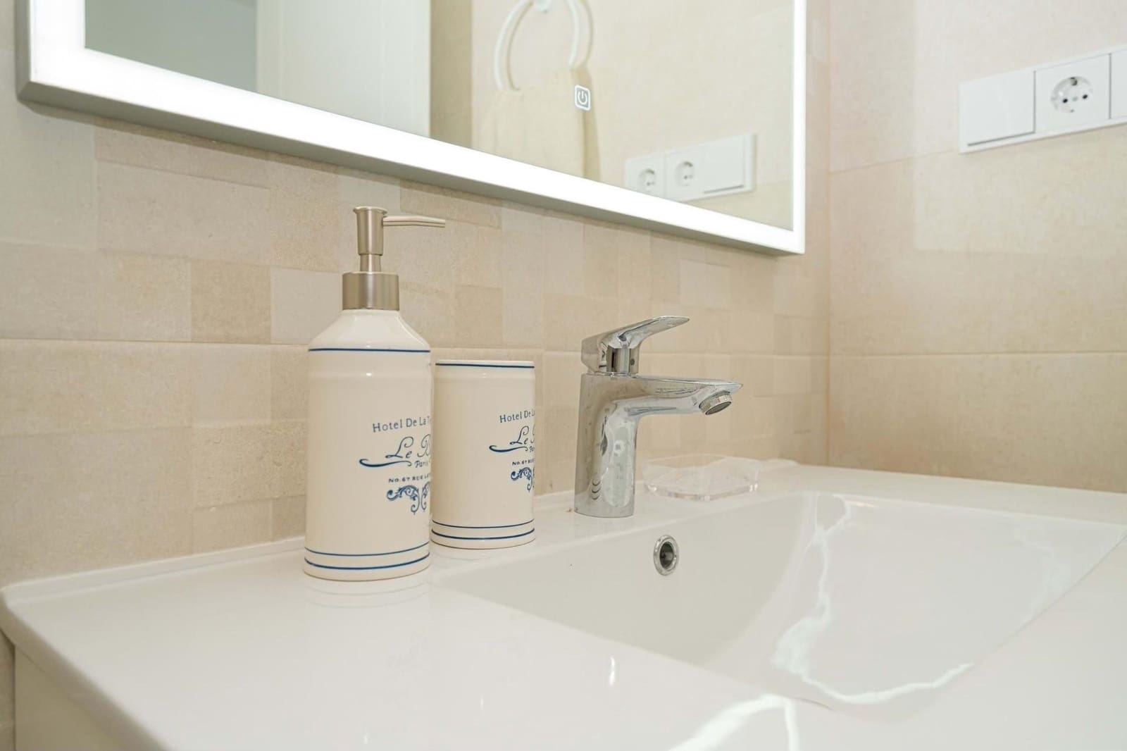 2 soveværelse Lejlighed til leje i Finestrat med swimmingpool - € 1.800 (Ref: 9491461)