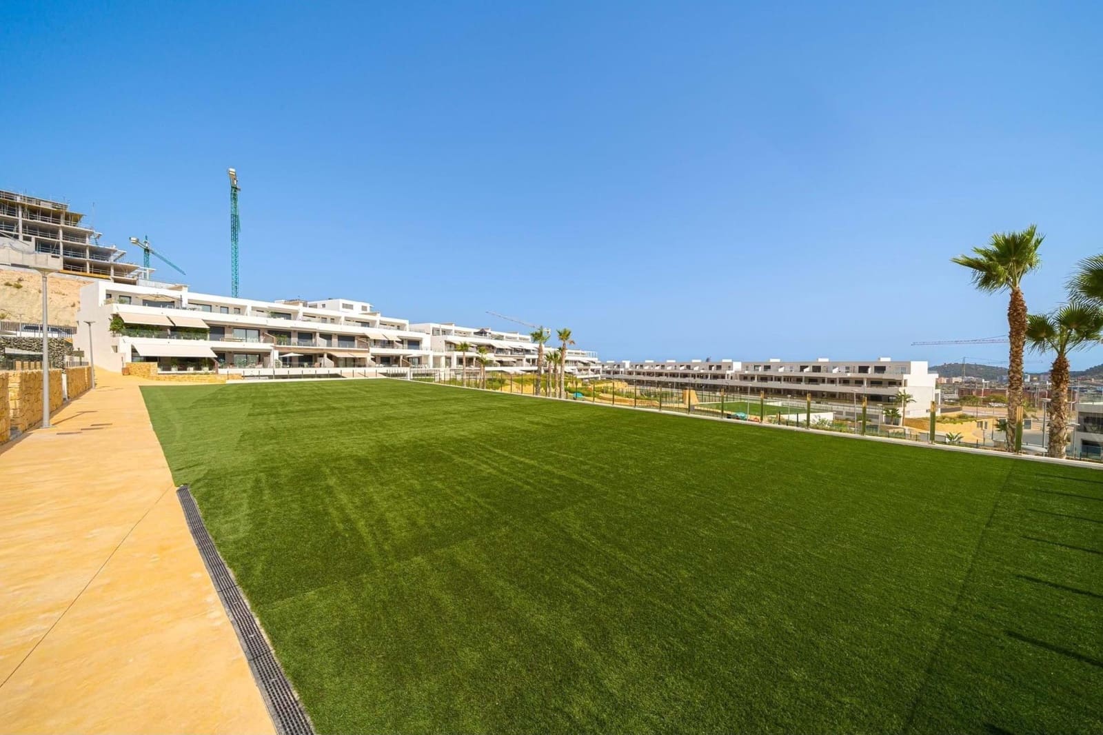 2 soveværelse Lejlighed til leje i Finestrat med swimmingpool - € 1.800 (Ref: 9491461)