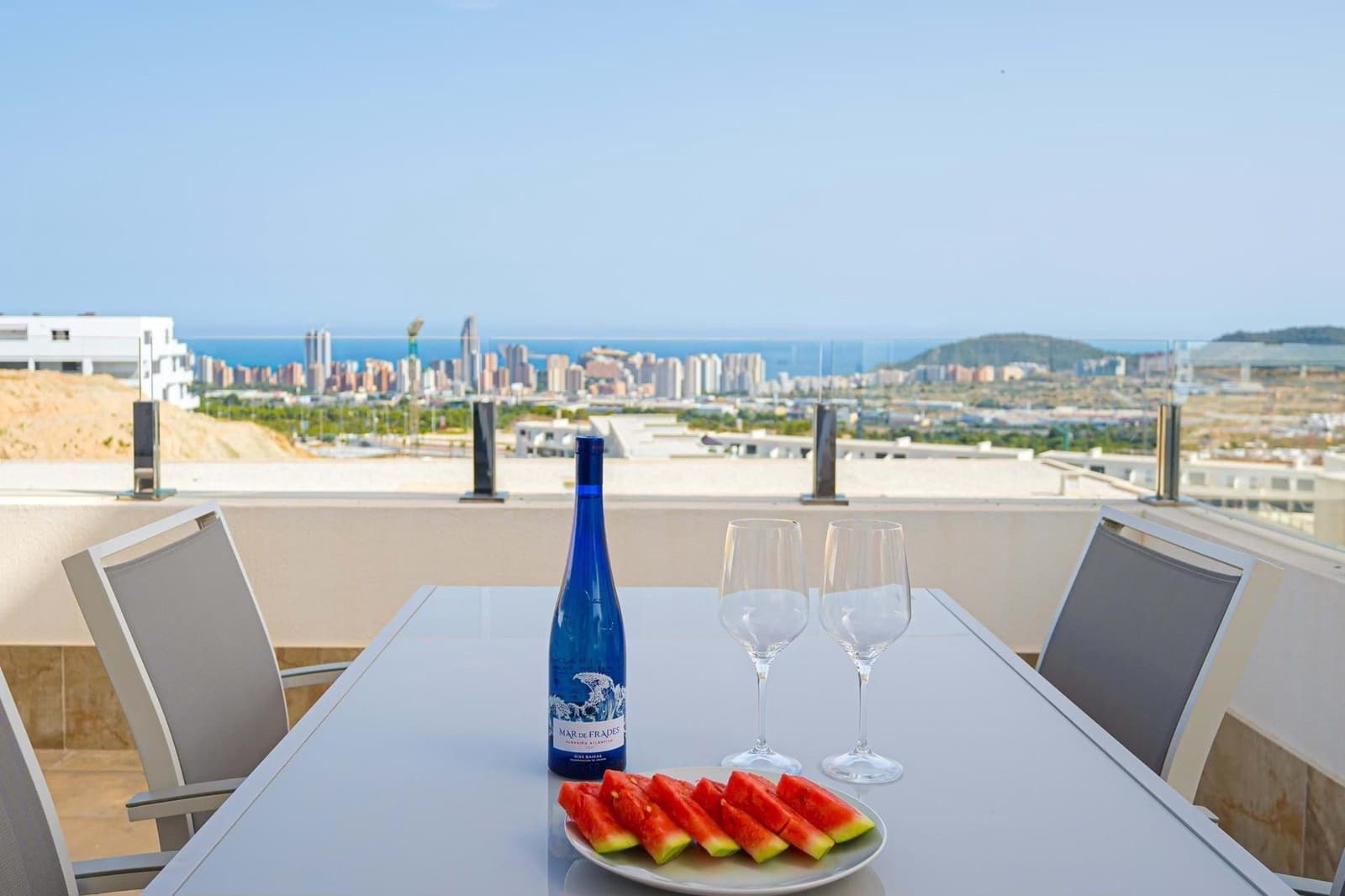 2 soveværelse Lejlighed til leje i Finestrat med swimmingpool - € 1.800 (Ref: 9491461)