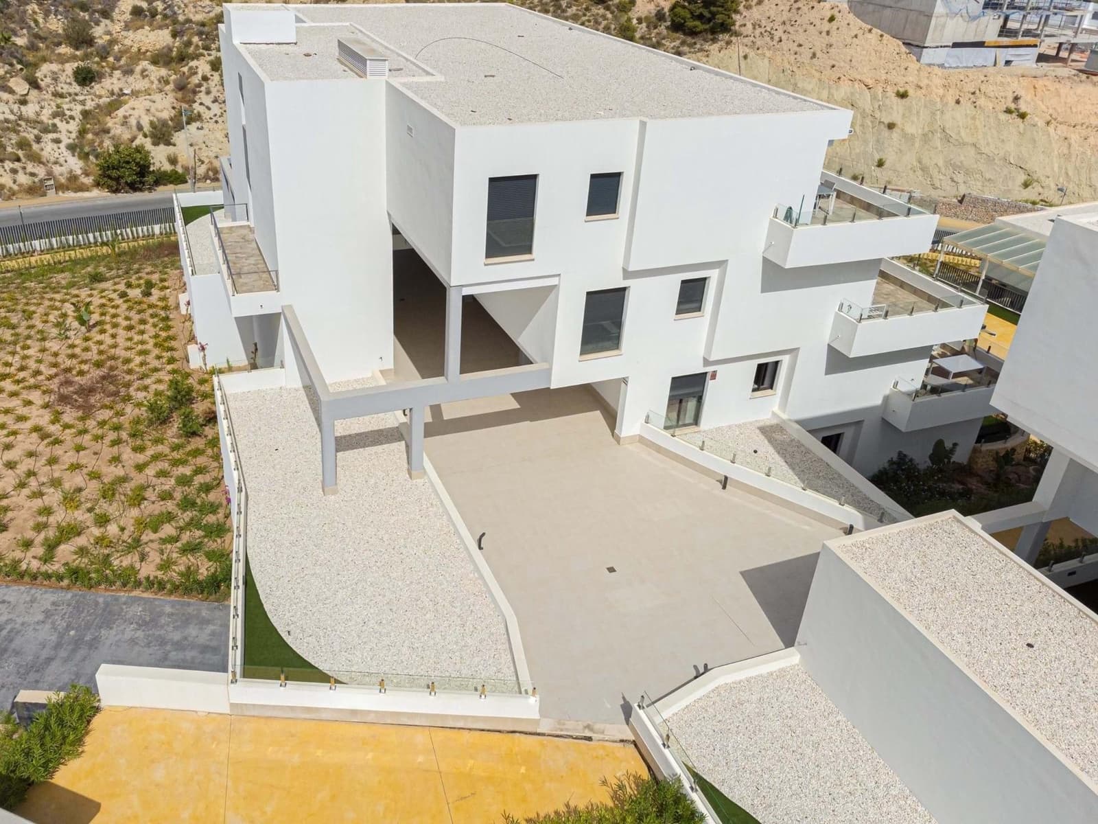 2 soveværelse Lejlighed til leje i Finestrat med swimmingpool - € 1.800 (Ref: 9491461)