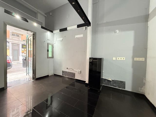 Kaupallinen vuokrattavana paikassa Ciutat Vella, Valencia kaupunki - 550 € (Ref: 9502381)
