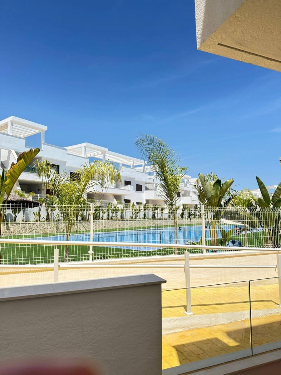 2 soveværelse Lejlighed til leje i Finestrat med swimmingpool - € 1.500 (Ref: 9502382)