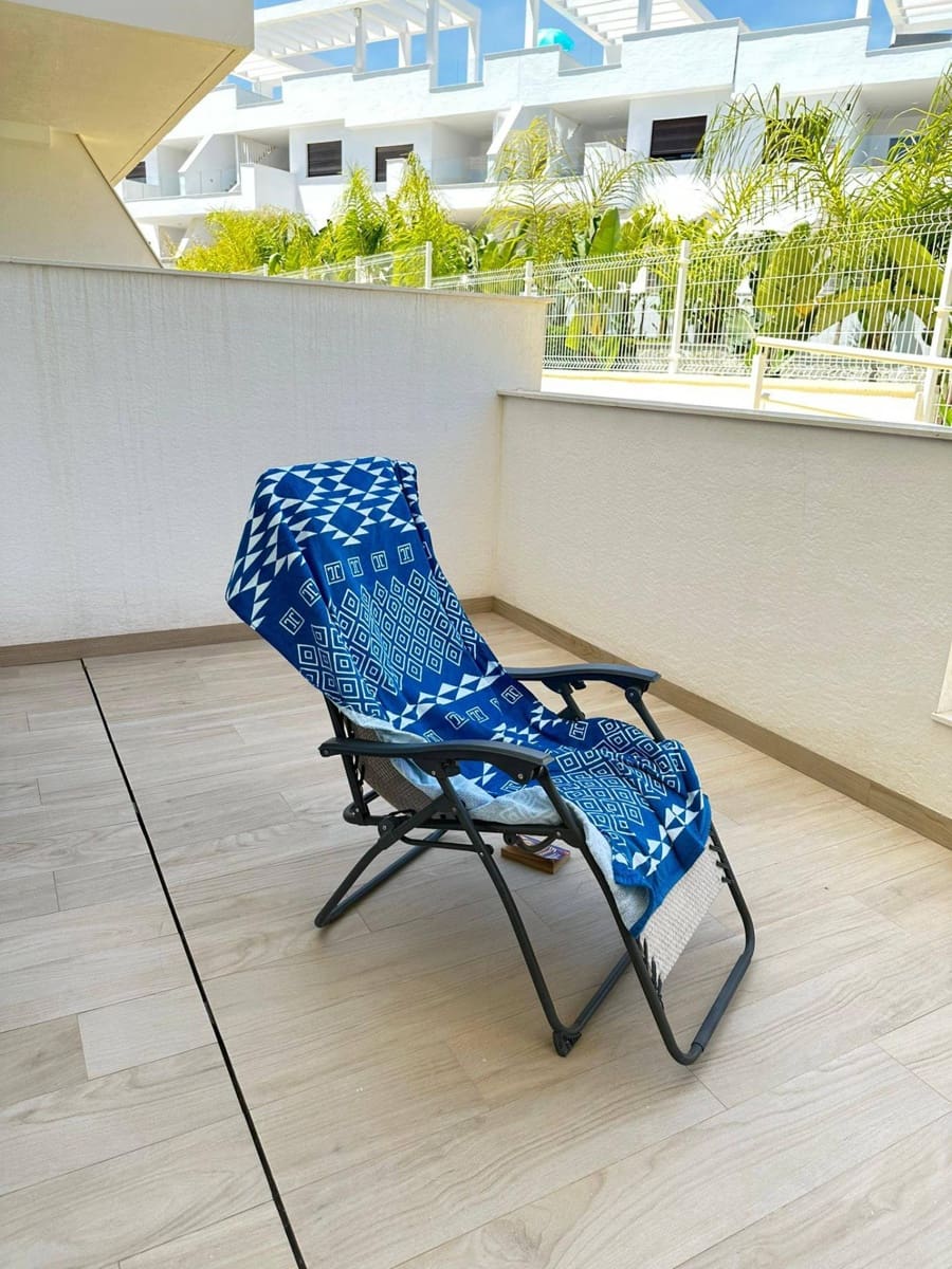 2 soveværelse Lejlighed til leje i Finestrat med swimmingpool - € 1.500 (Ref: 9502382)