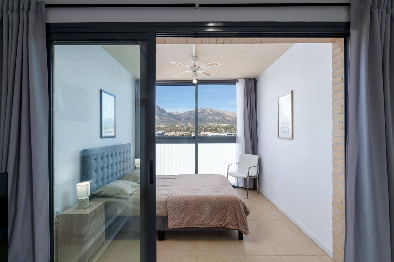 3 bedroom Apartment for rent in Benidorm with pool - € 1,800 (Ref: 9502383)